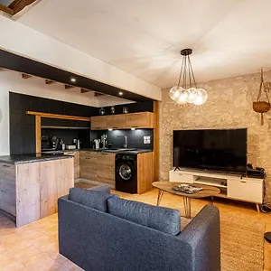 Superbe Appartement, Situe Au Coeur De La Ville. Auch